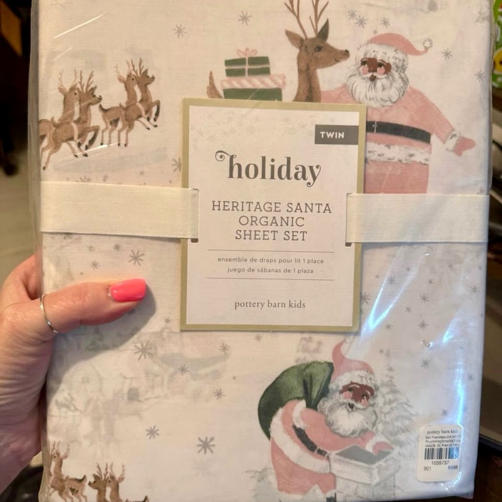 Pottery Barn Kids Heritage Santa Twin Sheet Set